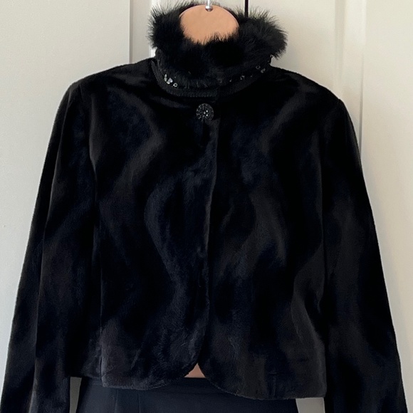 LAURA Faux Fur Jacket, SZ M, Black, Classy, Cocktails - Picture 1 of 10